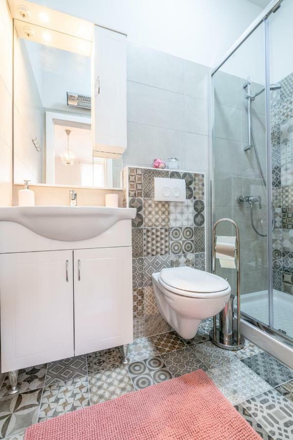 PUY Old City Romantic Studios 3 מראה חיצוני תמונה