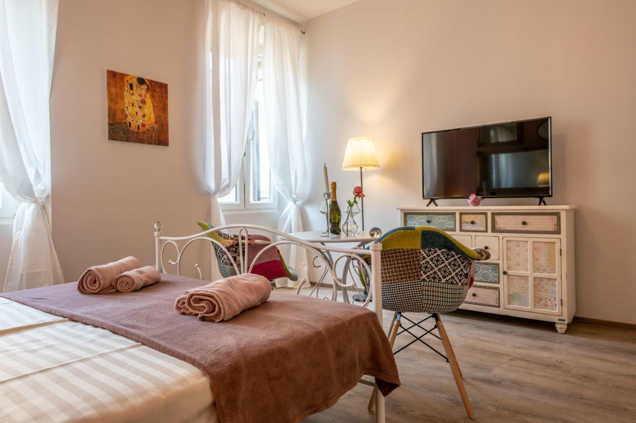 PUY Old City Romantic Studios 3 מראה חיצוני תמונה
